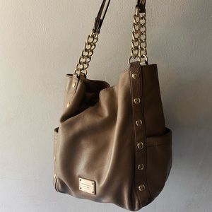 Earth tone michael Kors bags tan beige goes well